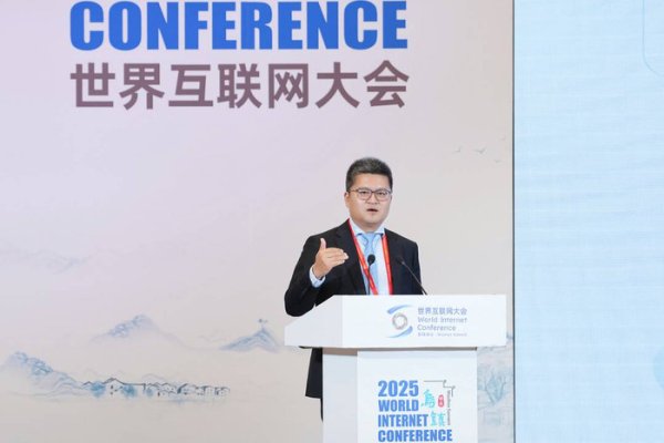 东方优配 蚂蚁CEO韩歆毅：坚定投入健康应用，用AI让专业服务普惠可及