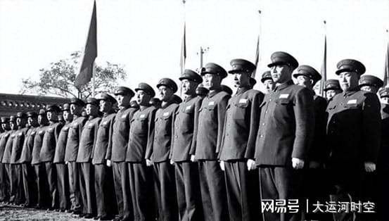 维嘉优配平台 1954年，首批就读南京军事学院战役系的，开国名将都有谁？